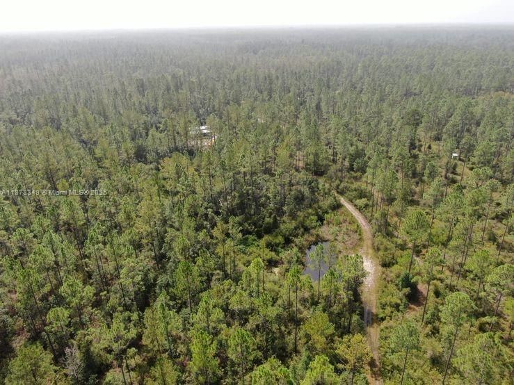 На продажу: $385,000 (111.53 acres)