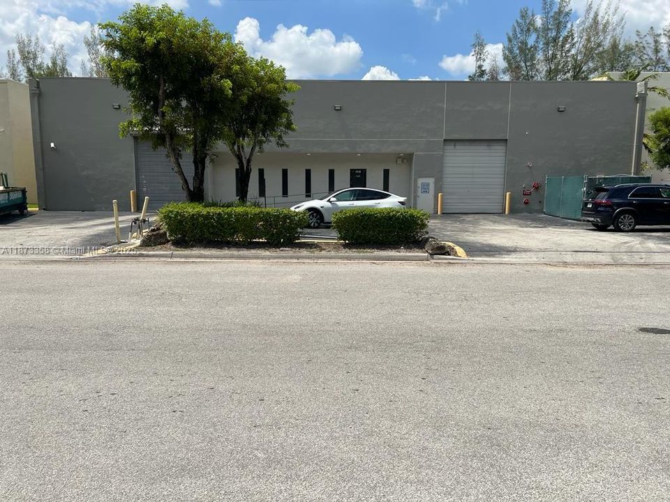 For Rent: $18 (0 beds, 0 baths, 0 Square Feet)