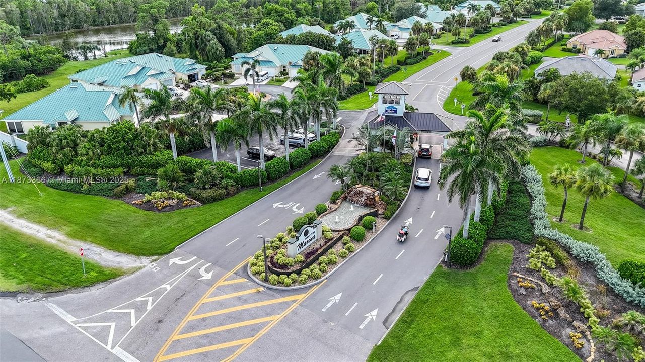 Active With Contract: $619,000 (4 beds, 2 baths, 2371 Square Feet)