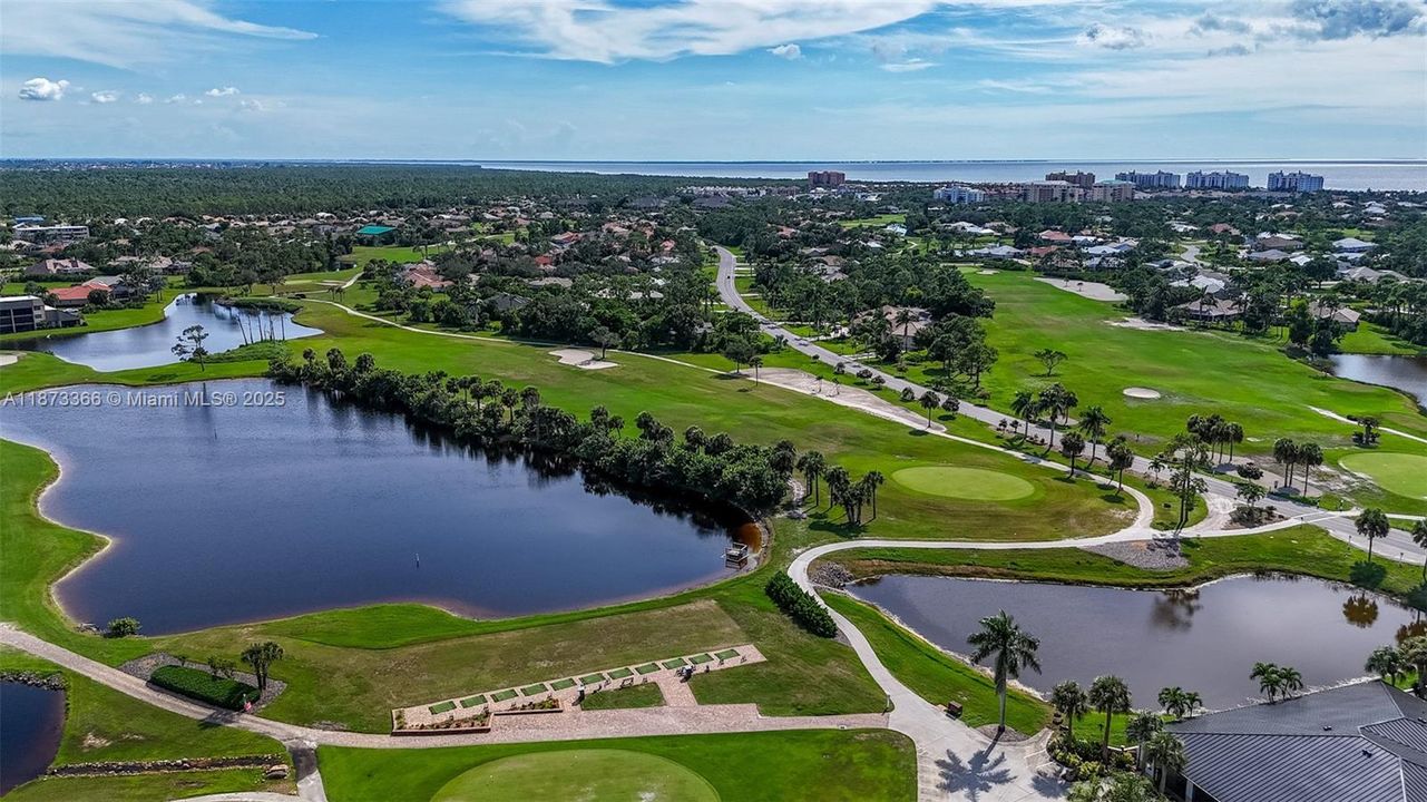 Active With Contract: $619,000 (4 beds, 2 baths, 2371 Square Feet)