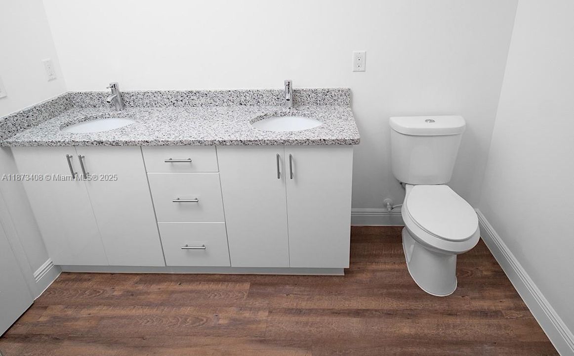 В аренду: $2,250 (3 спален, 2 ванн, 2060 Квадратных фут)