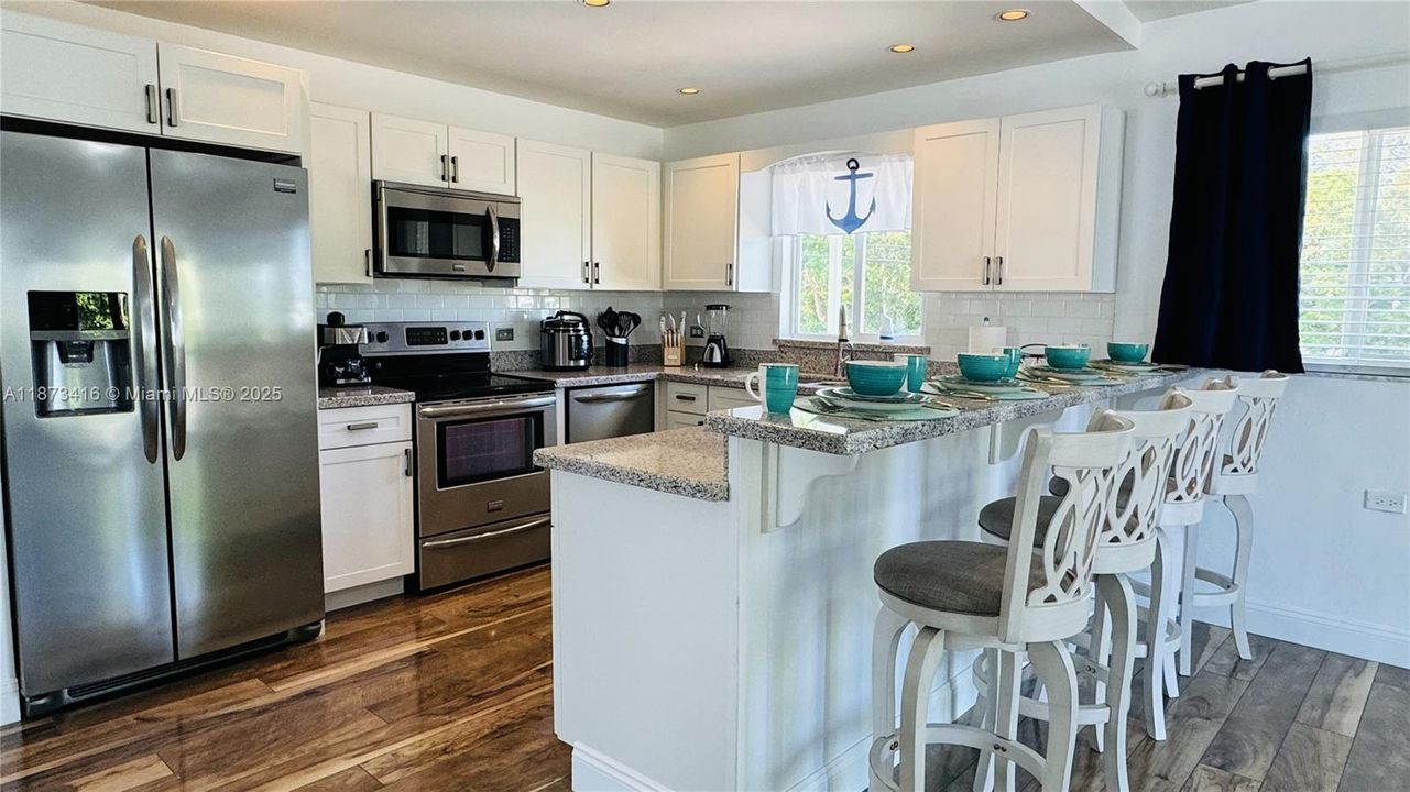 For Rent: $5,500 (3 beds, 2 baths, 0 Square Feet)