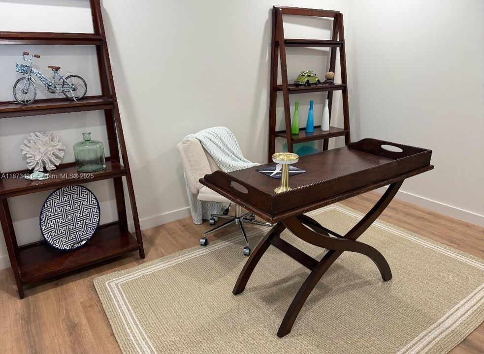 待售: $875,000 (3 贝兹, 2 浴室, 1120 平方英尺)