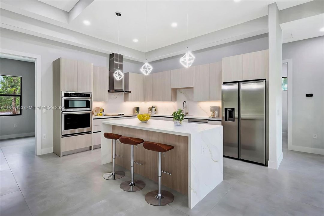 For Sale: $625,000 (4 beds, 3 baths, 1774 Square Feet)