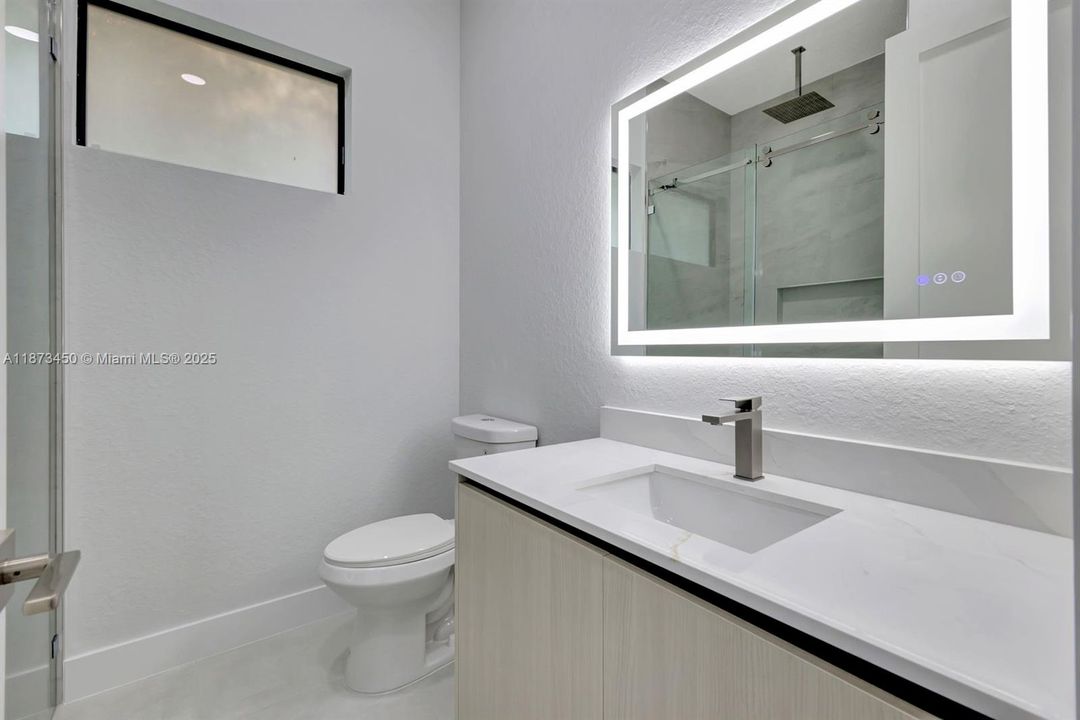 For Sale: $625,000 (4 beds, 3 baths, 1774 Square Feet)