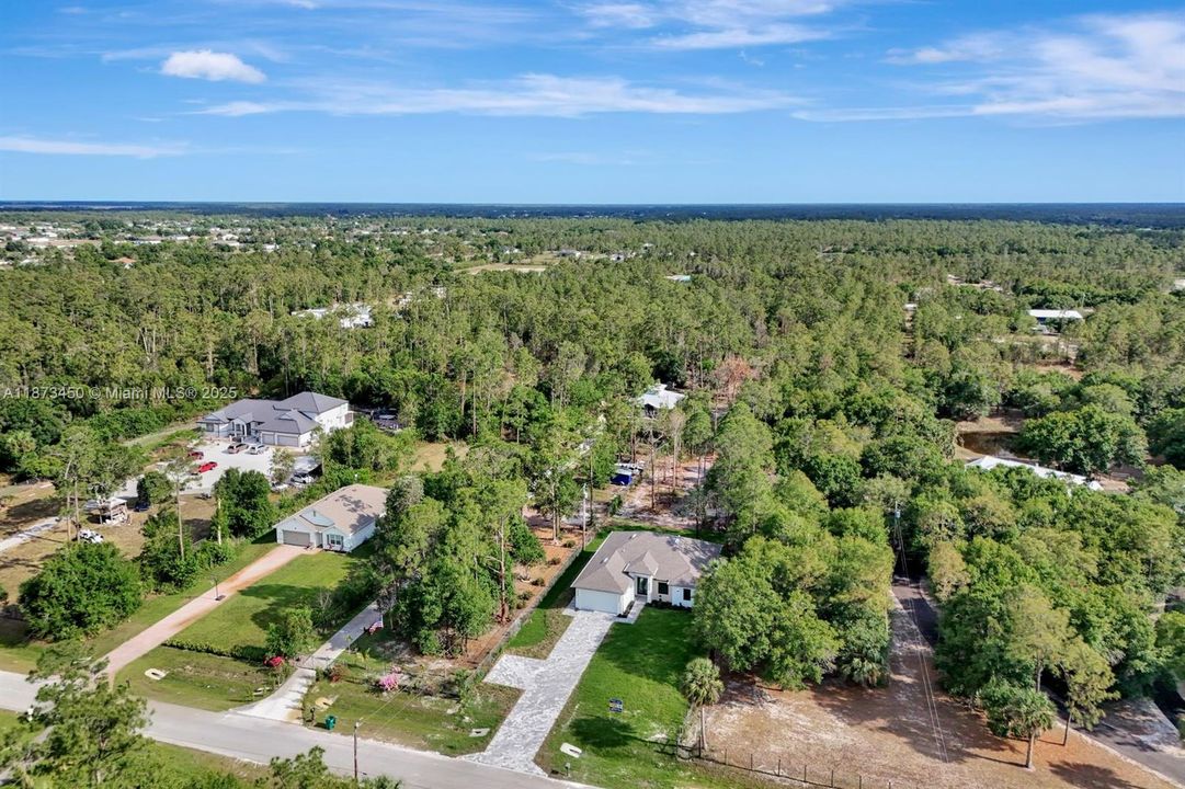 For Sale: $625,000 (4 beds, 3 baths, 1774 Square Feet)