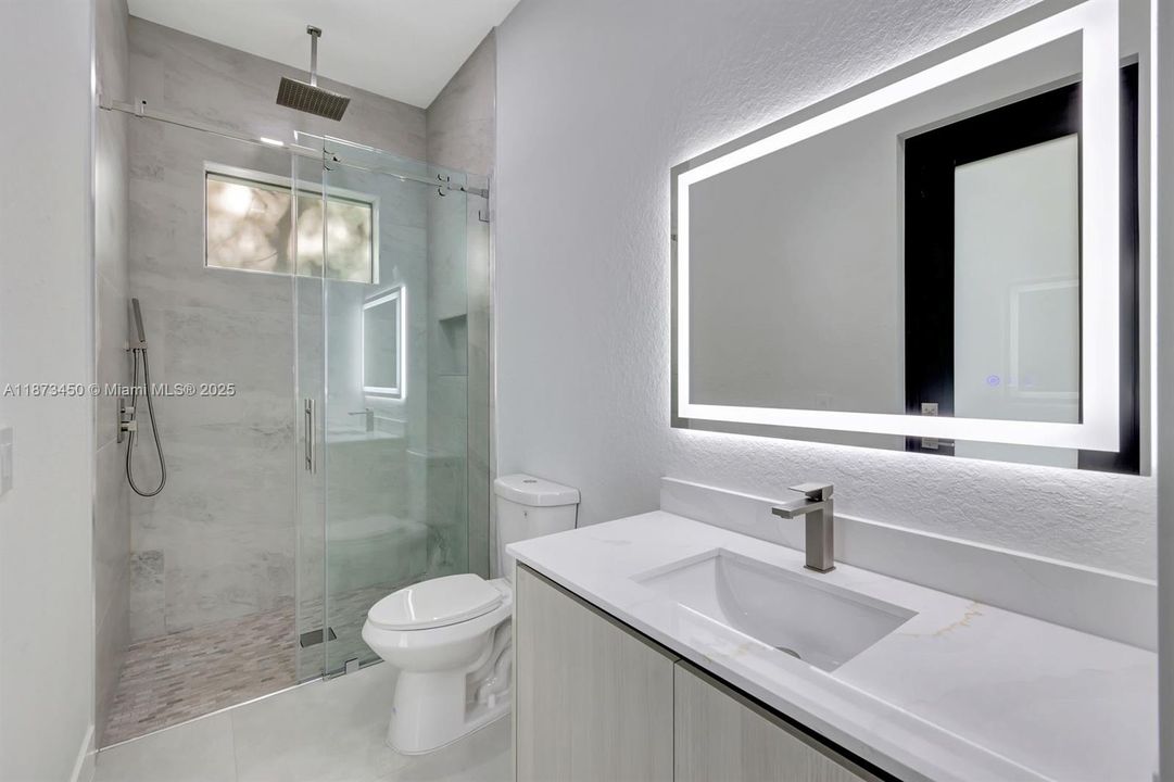 For Sale: $625,000 (4 beds, 3 baths, 1774 Square Feet)