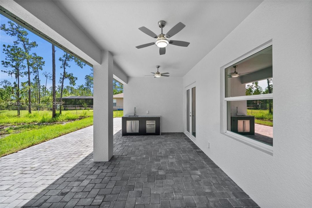 待售: $625,000 (4 贝兹, 3 浴室, 1774 平方英尺)