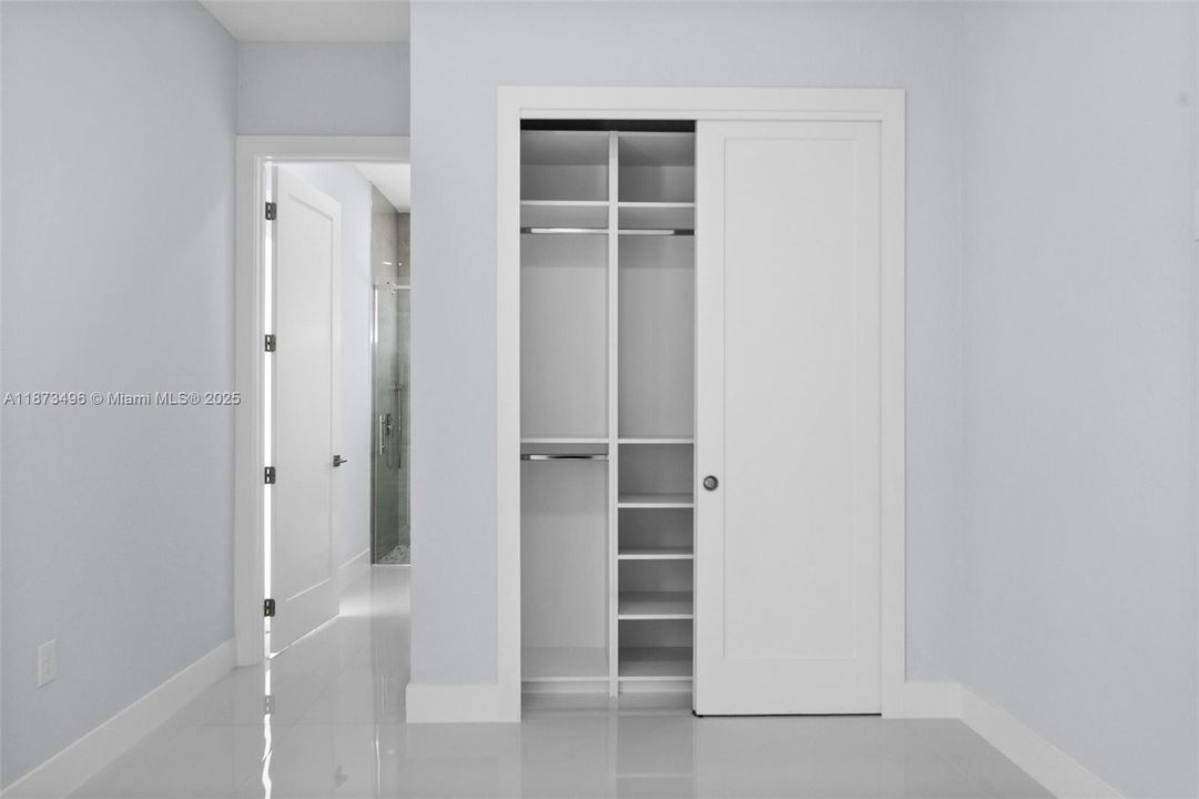 待售: $625,000 (4 贝兹, 3 浴室, 1774 平方英尺)