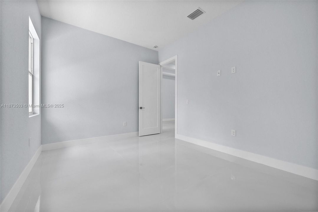 For Sale: $630,000 (4 beds, 3 baths, 1774 Square Feet)