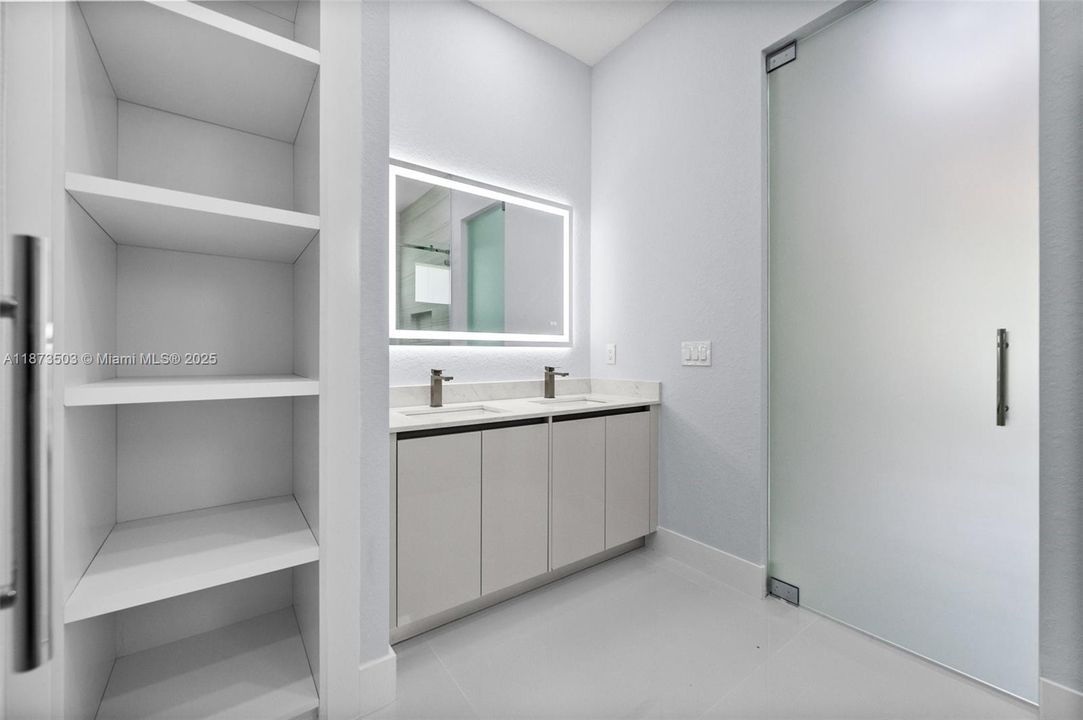 For Sale: $630,000 (4 beds, 3 baths, 1774 Square Feet)