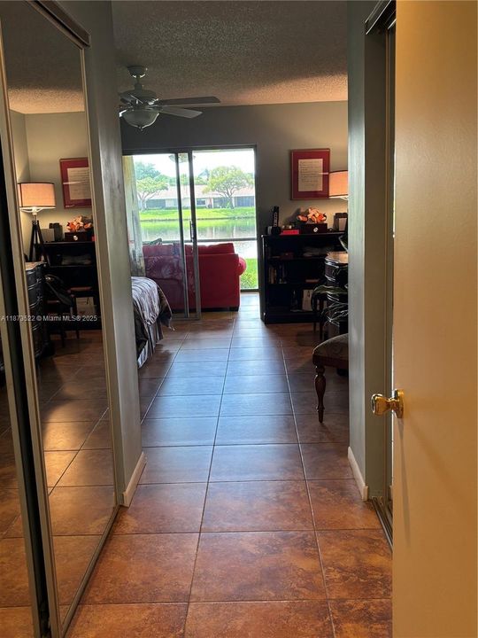 Activo con contrato: $3,100 (2 camas, 2 baños, 1310 Pies cuadrados)