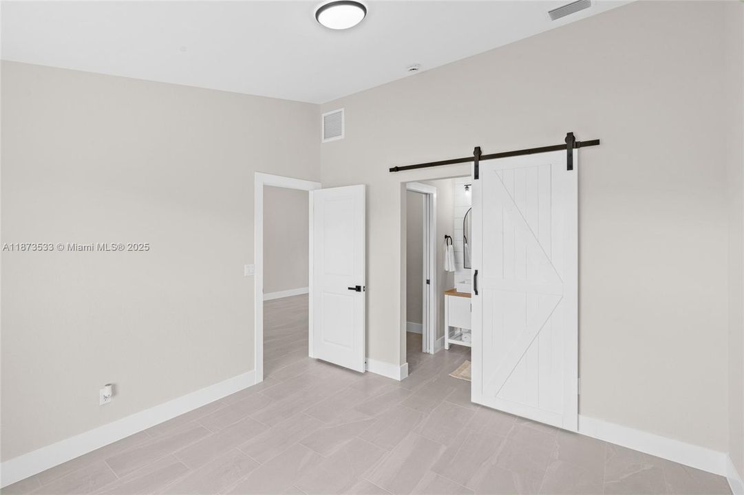 En Venta: $298,900 (3 camas, 2 baños, 0 Pies cuadrados)