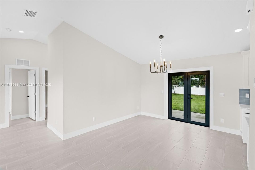 En Venta: $298,900 (3 camas, 2 baños, 0 Pies cuadrados)