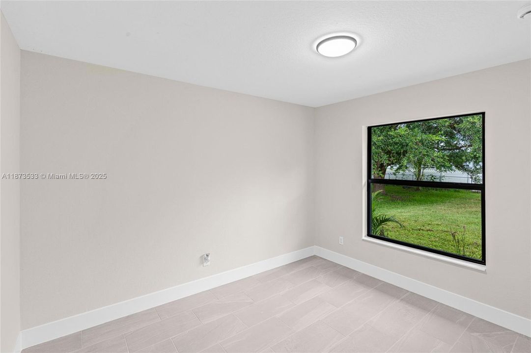 En Venta: $298,900 (3 camas, 2 baños, 0 Pies cuadrados)