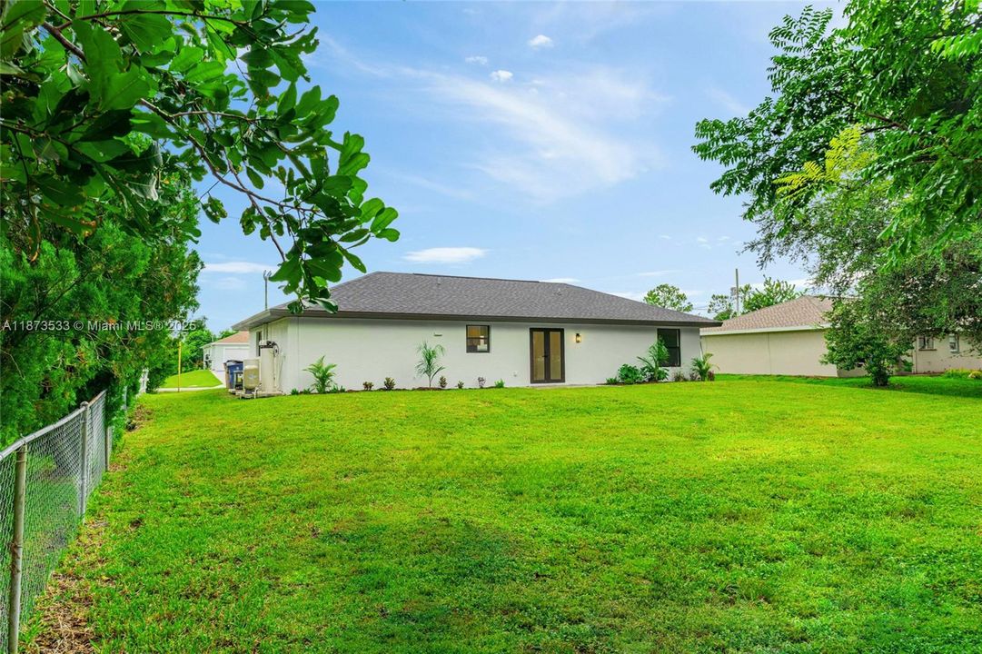 En Venta: $298,900 (3 camas, 2 baños, 0 Pies cuadrados)