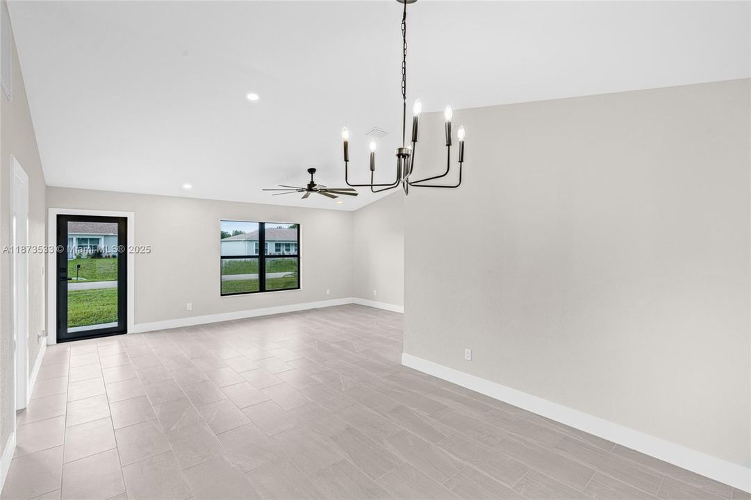 En Venta: $298,900 (3 camas, 2 baños, 0 Pies cuadrados)