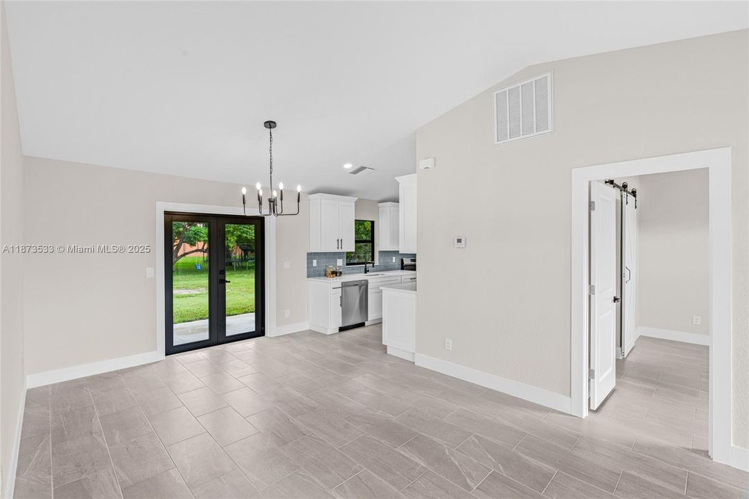 En Venta: $298,900 (3 camas, 2 baños, 0 Pies cuadrados)