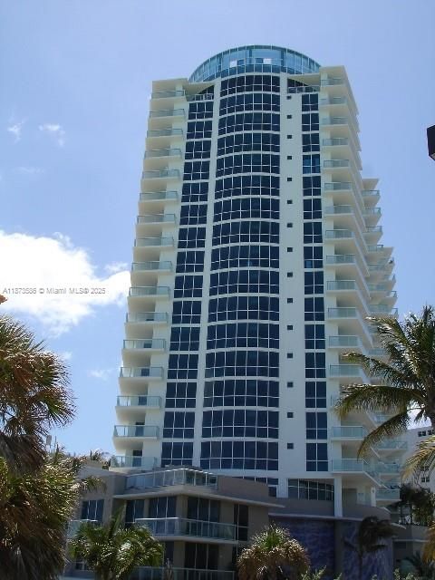 Active With Contract: $14,500 (3 beds, 3 baths, 1820 Square Feet)