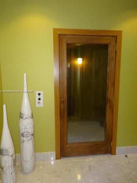 Active With Contract: $14,500 (3 beds, 3 baths, 1820 Square Feet)