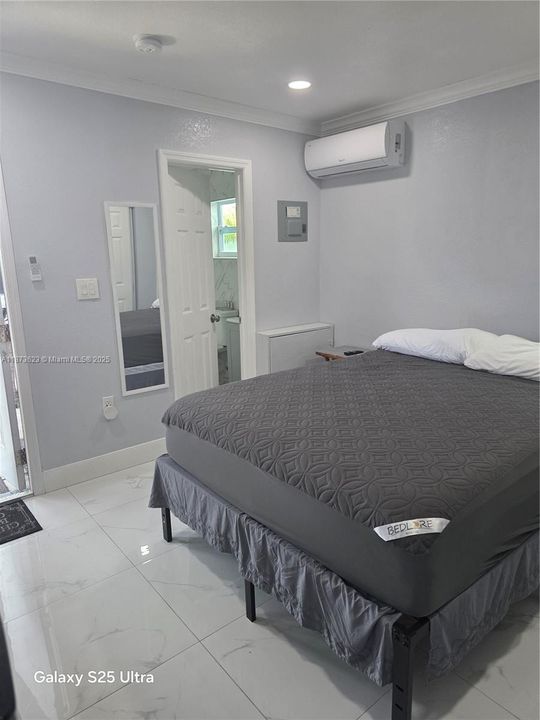 Recently Rented: $1,200 (1 beds, 1 baths, 1274 Square Feet)