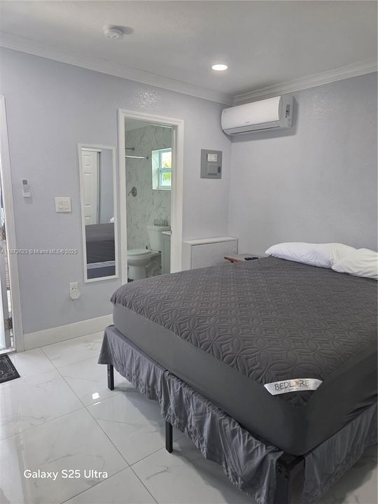 Recently Rented: $1,200 (1 beds, 1 baths, 1274 Square Feet)