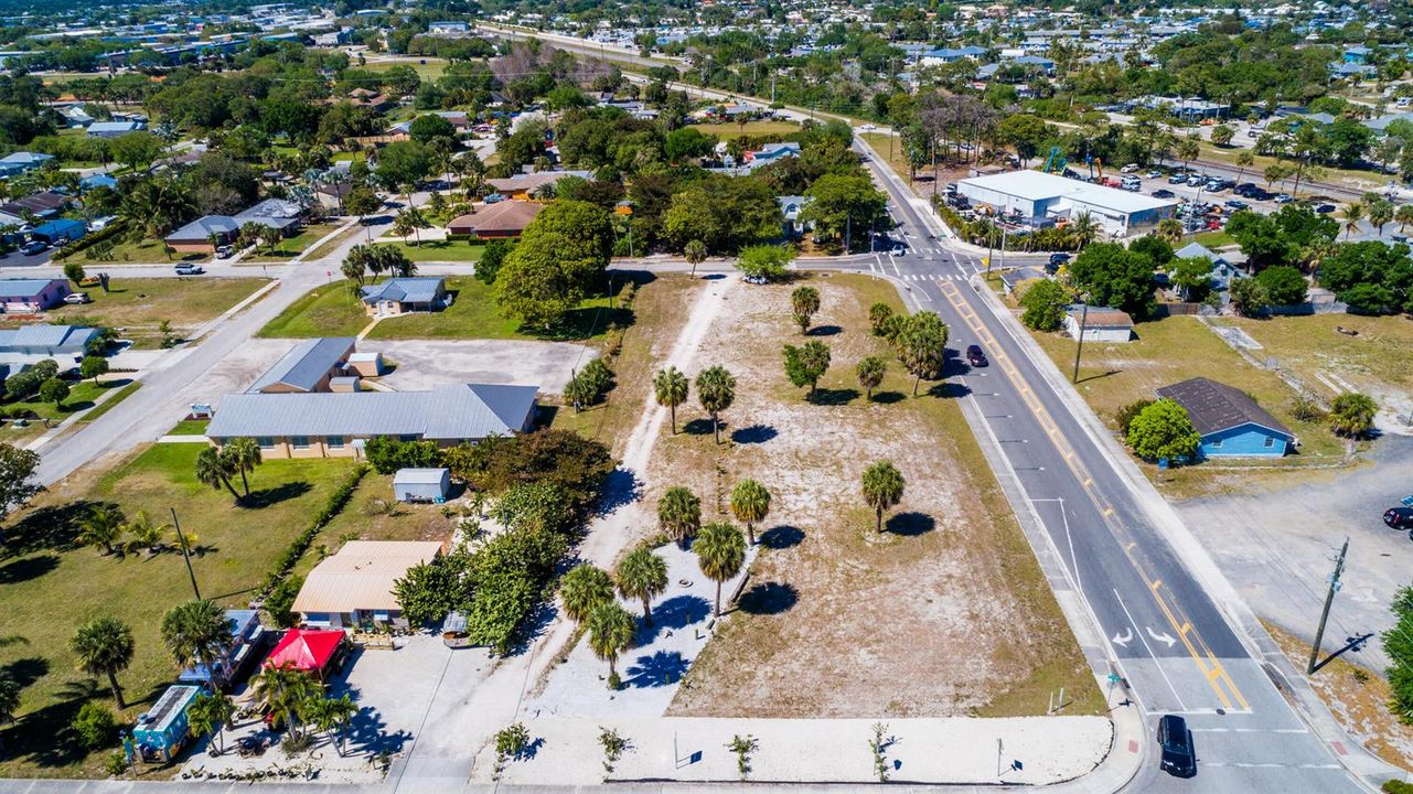 4878 SE Commerce Ave Stuart FL-print-011