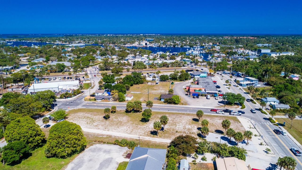 4878 SE Commerce Ave Stuart FL-print-004