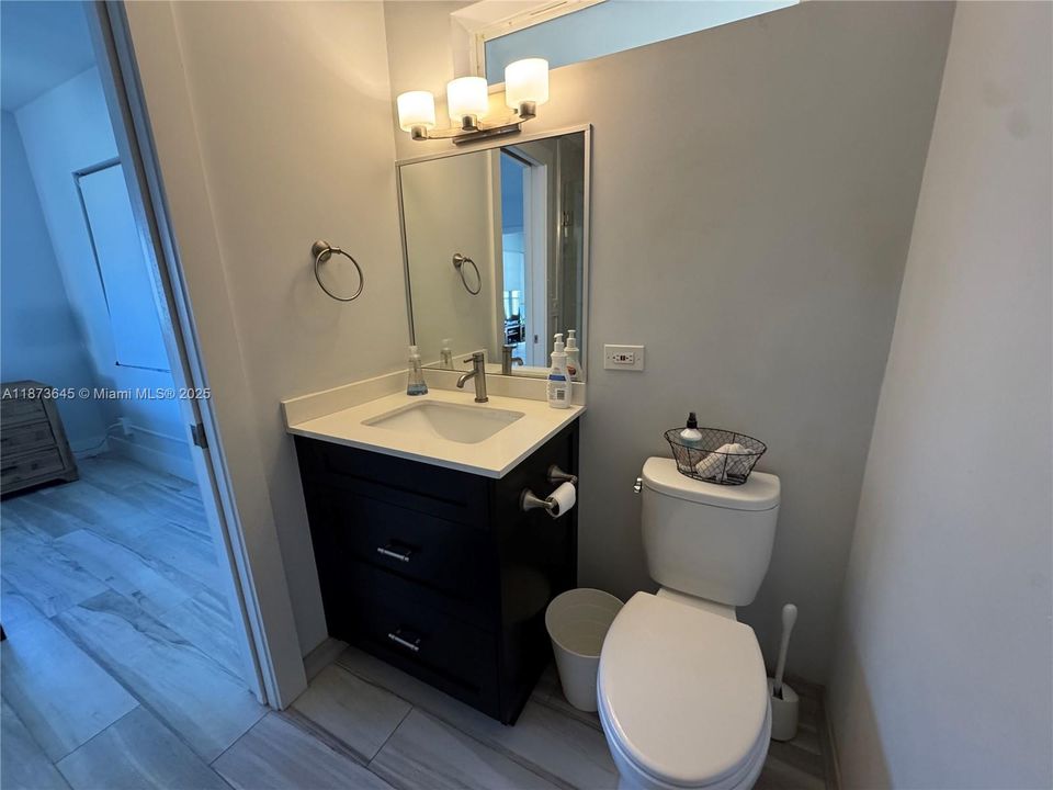 En Venta: $880,000 (2 camas, 2 baños, 980 Pies cuadrados)