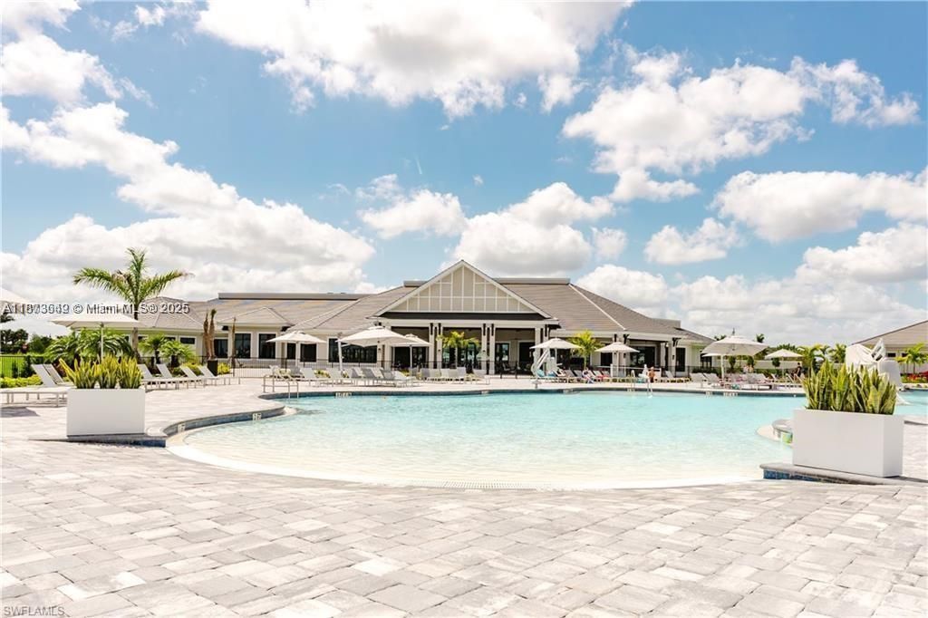 For Rent: $2,750 (2 beds, 2 baths, 0 Square Feet)