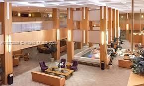 待售: $117,999 (2 贝兹, 2 浴室, 896 平方英尺)