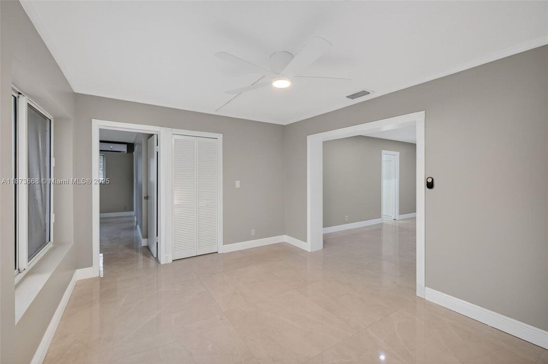 Active With Contract: $4,800 (3 beds, 2 baths, 1720 Square Feet)