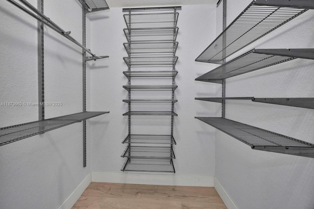 На продажу: $363,000 (2 спален, 2 ванн, 1450 Квадратных фут)