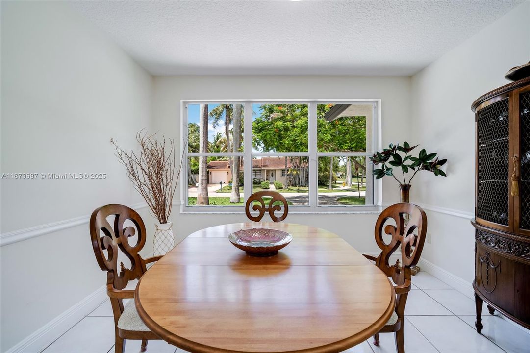 Recently Sold: $1,150,000 (4 beds, 3 baths, 2287 Square Feet)