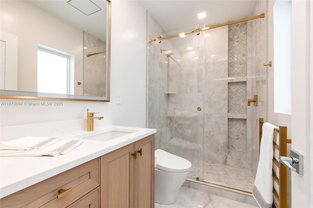 待售: $7,295,000 (5 贝兹, 6 浴室, 5487 平方英尺)