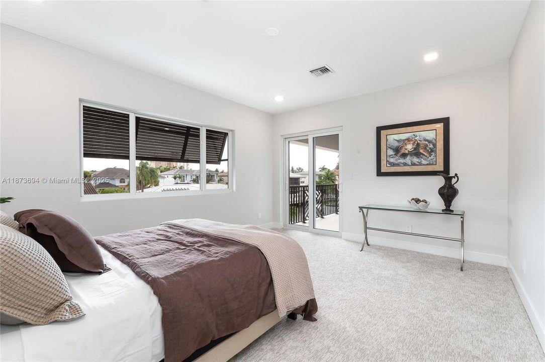 待售: $7,295,000 (5 贝兹, 6 浴室, 5487 平方英尺)