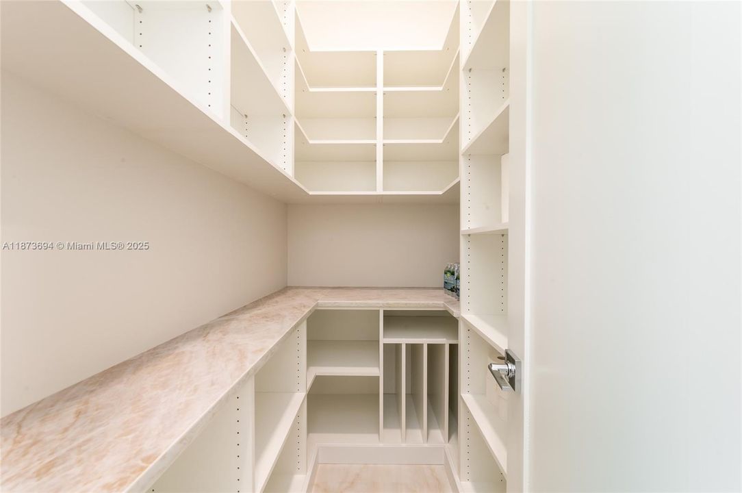 待售: $7,295,000 (5 贝兹, 6 浴室, 5487 平方英尺)