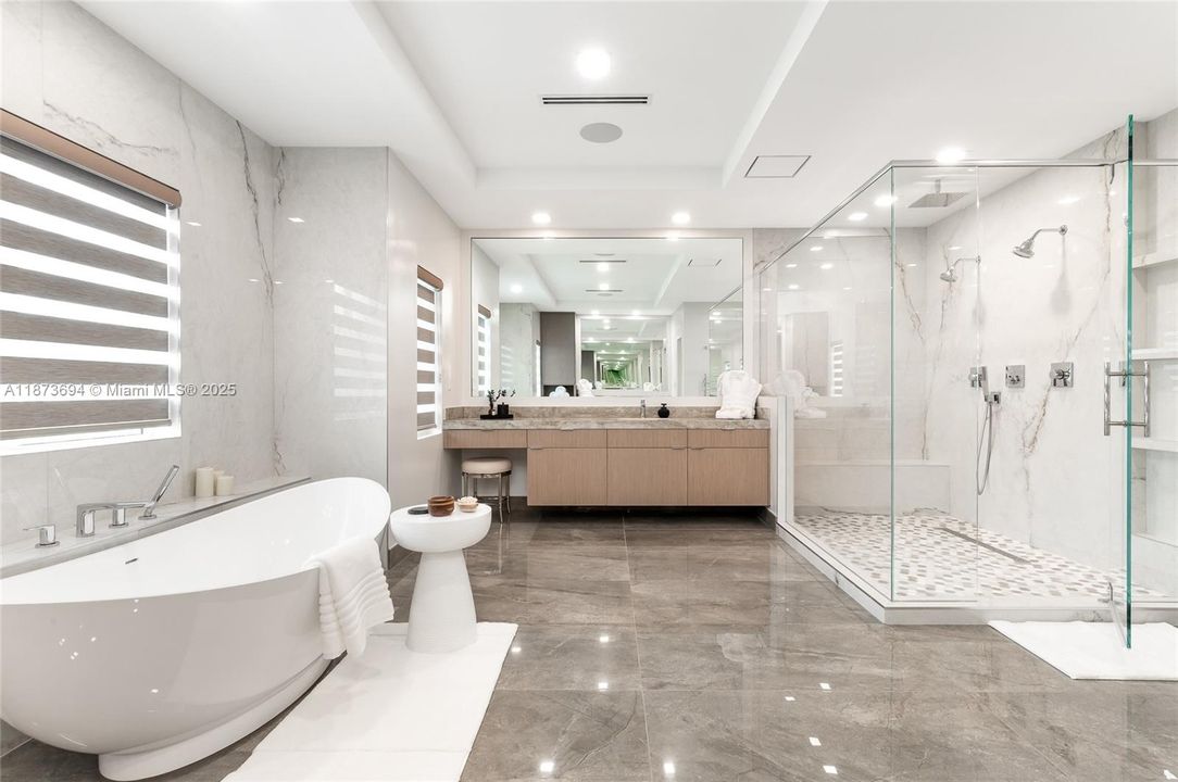 待售: $7,295,000 (5 贝兹, 6 浴室, 5487 平方英尺)