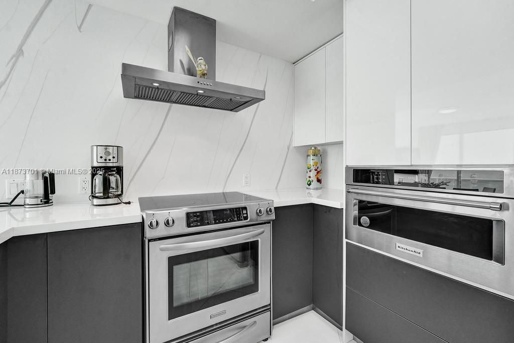 待售: $949,000 (3 贝兹, 2 浴室, 1458 平方英尺)