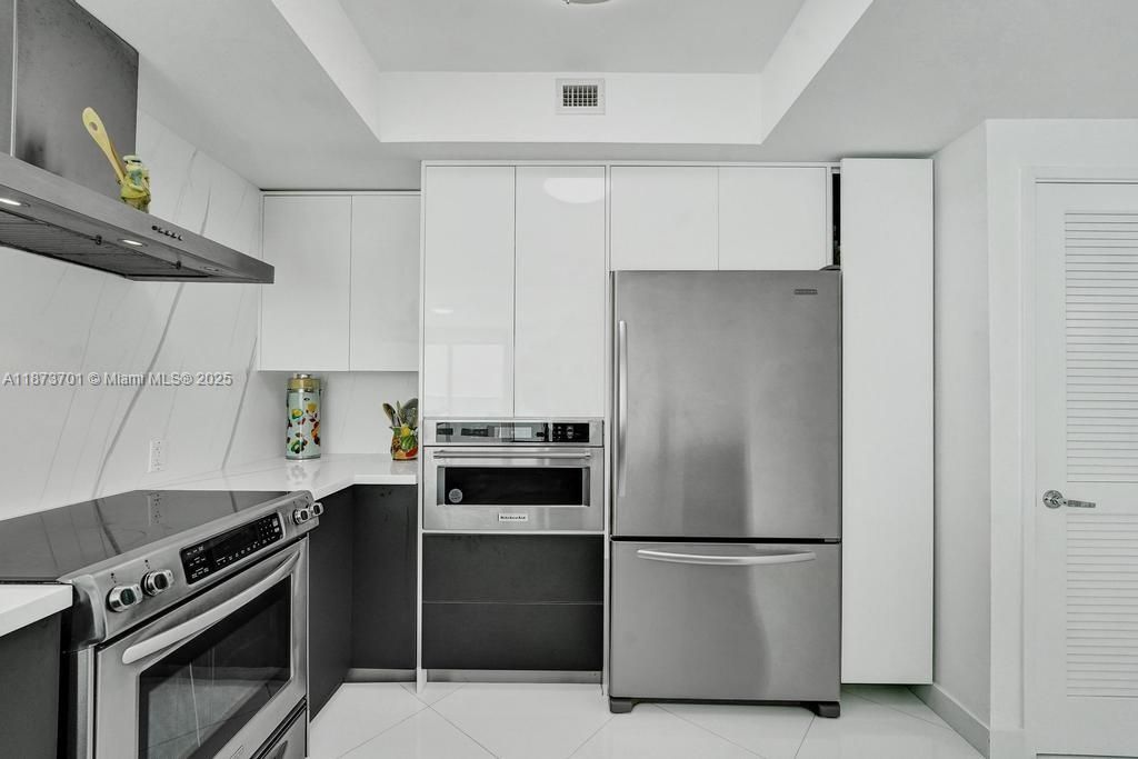 待售: $949,000 (3 贝兹, 2 浴室, 1458 平方英尺)