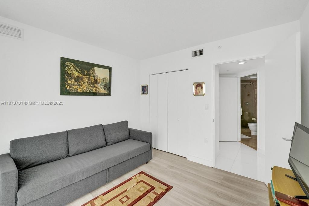 待售: $949,000 (3 贝兹, 2 浴室, 1458 平方英尺)