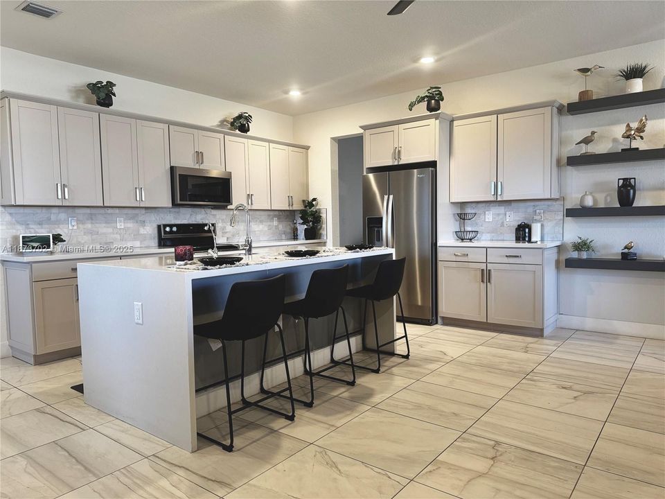 Active With Contract: $789,990 (4 beds, 3 baths, 2264 Square Feet)