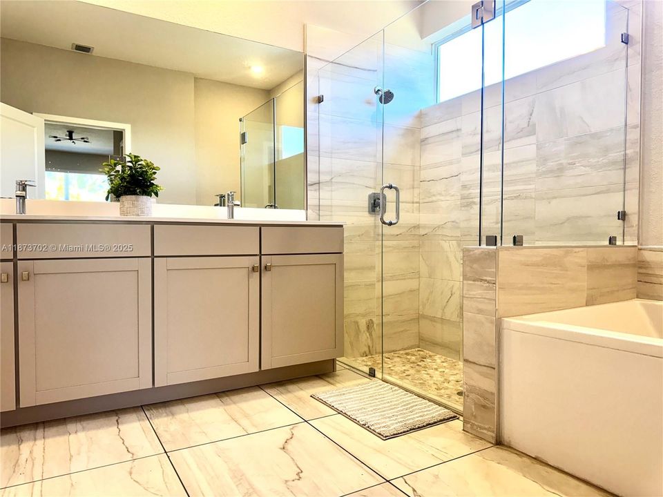 Active With Contract: $789,990 (4 beds, 3 baths, 2264 Square Feet)