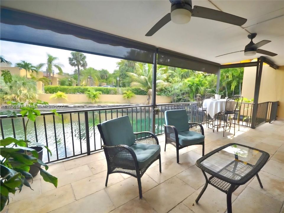 En Venta: $549,000 (3 camas, 2 baños, 1460 Pies cuadrados)