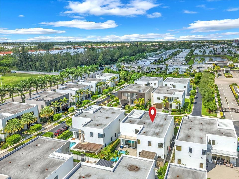 Active With Contract: $1,628,000 (5 beds, 5 baths, 3624 Square Feet)