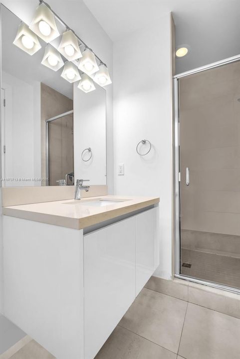 Active With Contract: $1,628,000 (5 beds, 5 baths, 3624 Square Feet)