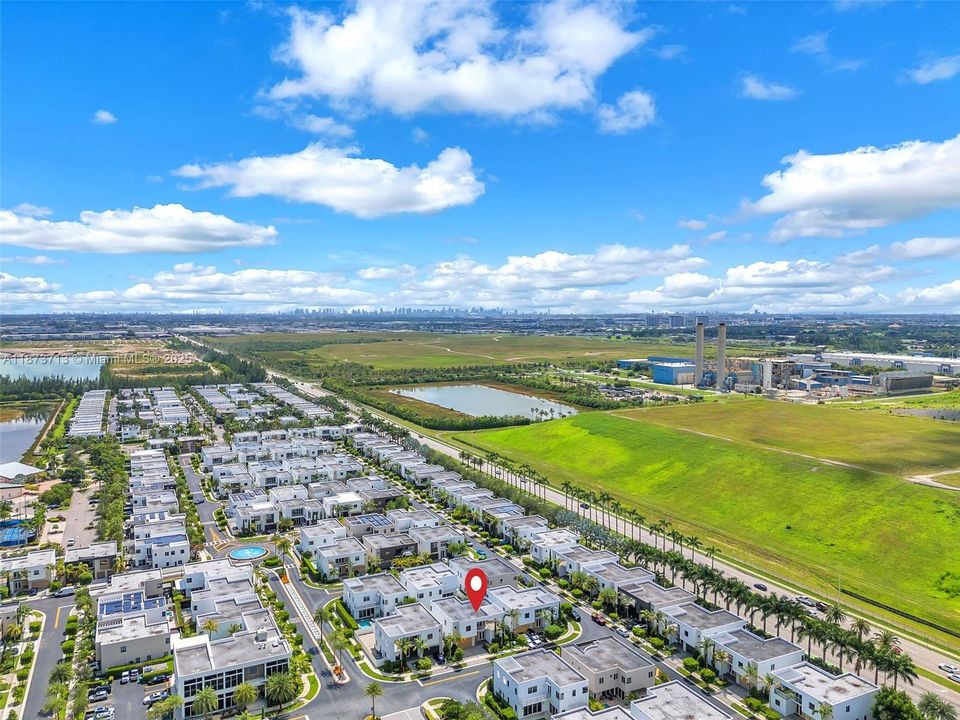 Active With Contract: $1,628,000 (5 beds, 5 baths, 3624 Square Feet)