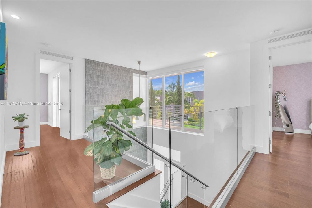 Active With Contract: $1,628,000 (5 beds, 5 baths, 3624 Square Feet)