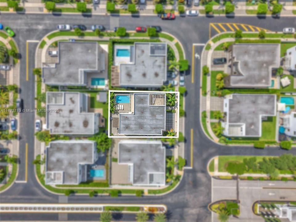 Active With Contract: $1,628,000 (5 beds, 5 baths, 3624 Square Feet)