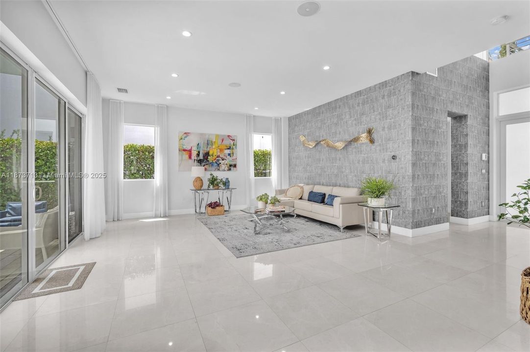 Active With Contract: $1,628,000 (5 beds, 5 baths, 3624 Square Feet)